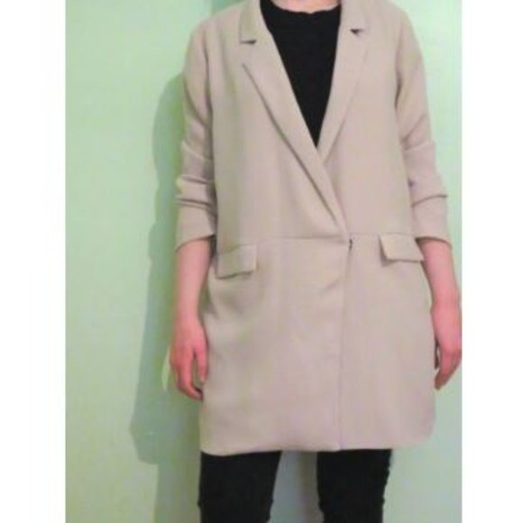 Zara Jackets & Blazers - NWOT Zara Beige Nude Oversized Boyfriend Blazer